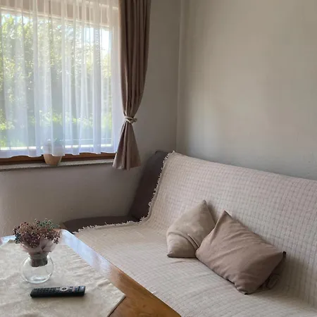Apartment Kutak *